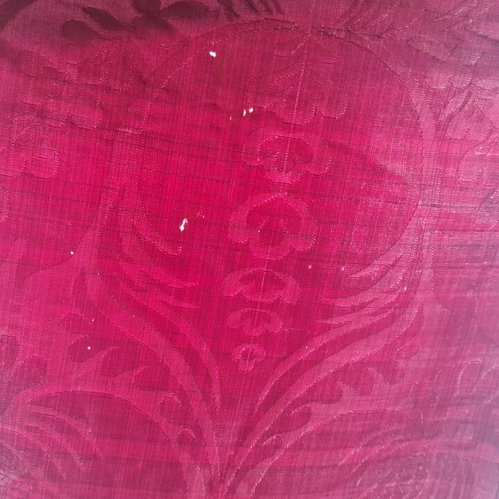 Pannello in Seta Damascata del XIX Secolo, Tessuto di Seta Magenta per Restauro Storico e Cucito, Antico, 260 x 50 cm