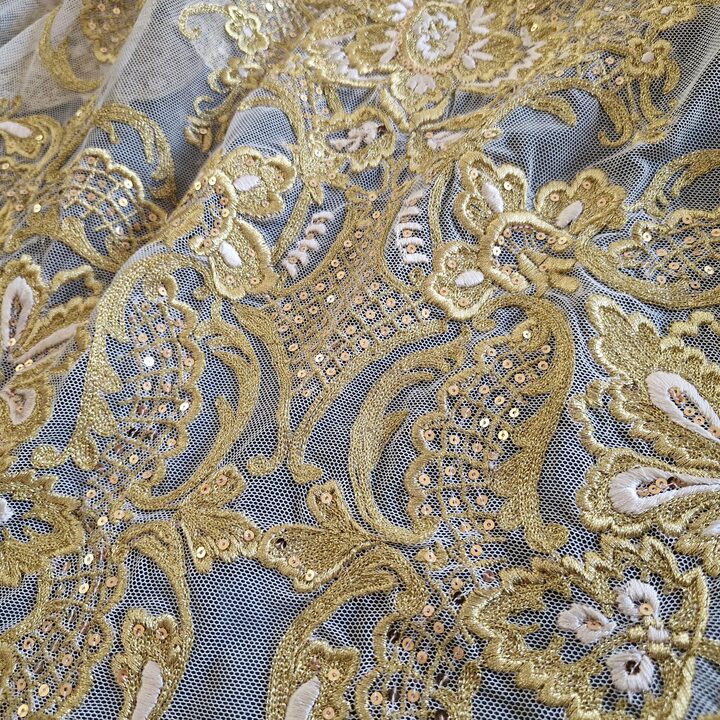 Tablier de Fallera Valencienne Tul Brodé Or 90x110 cm