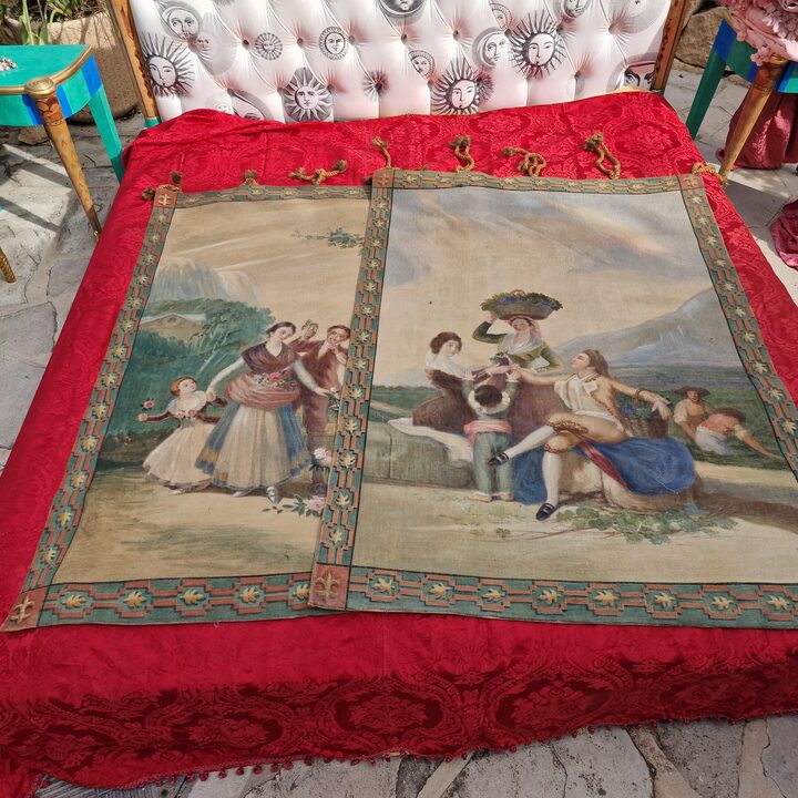 Paar Handgeschilderde Canvas Panelen naar Goya, Antieke Sargas Pintadas Tapijtontwerpen, Las Floreras en La Vendimia, vroege 20…