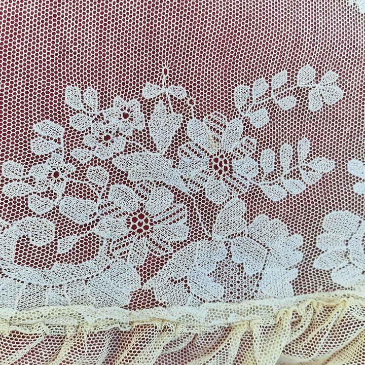 Copriletto antico in pizzo Chantilly, coperta vintage in lino da sposa, tessuto ricamato a mano per abito da sposa, fine XIX se…