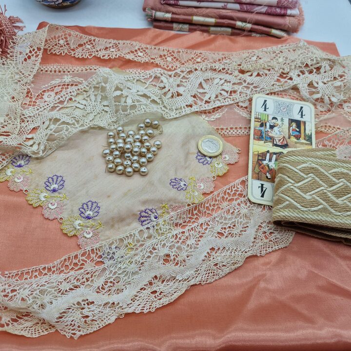 Antique Valencian Silk Lace Slow Stitch Kit Vintage Textile Bundle for Junk Journals,Heirloom Sewing,Bobbin Lace,Dusty Rose & C…