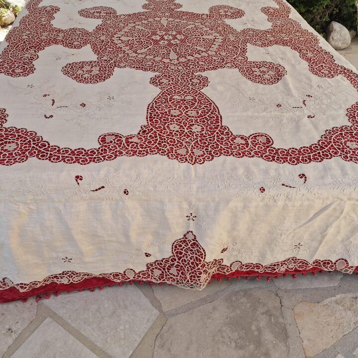 Nappe Dessus de Lit Vintage en Dentelle de Cantu, Couvre Lit en Lin Brode Main de Milieu de Siecle, Grand Drap de Lit, 230x260…
