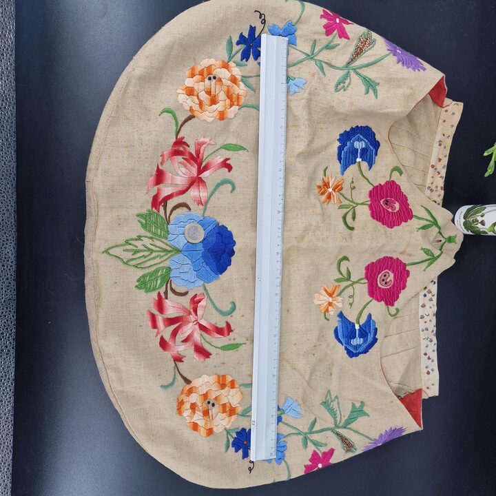 Vintage Hand Embroidered Linen Storage Bag for Wardrobe, Floral Satin Stitch Embroidery, Mother of Pearl Button, 1950s Linen Wa…