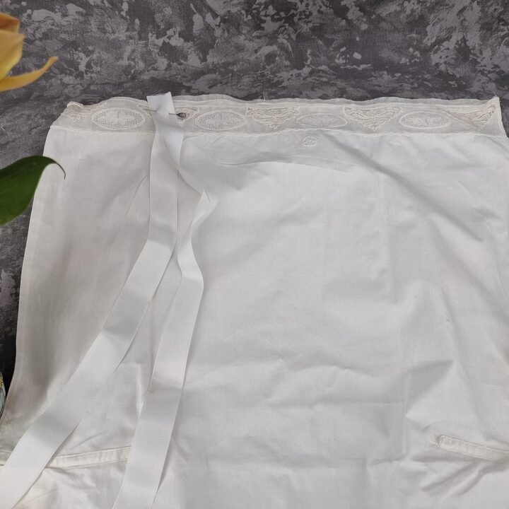 Zestaw Fine Cotton Lingerie Art Deco z Koronką i Haftem, Monogram MQ, Lata 20.