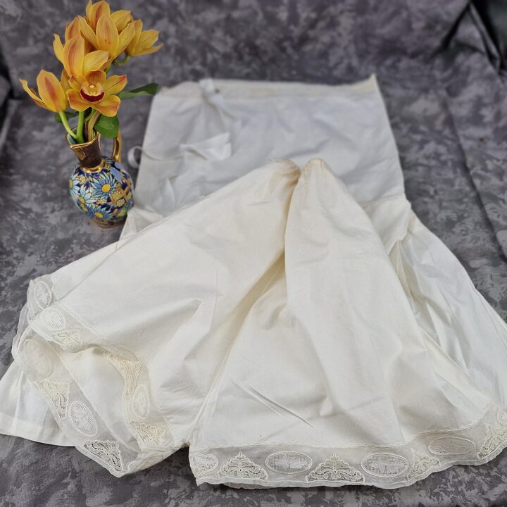 Zestaw Fine Cotton Lingerie Art Deco z Koronką i Haftem, Monogram MQ, Lata 20.