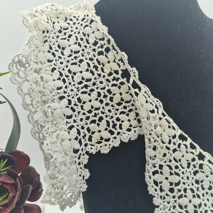 Antike Gehäkelte Spitze Passe für Nachthemd, Handgemachte Baumwollspitze Mieder, Größe S-M, Vintage Nähen Handarbeit