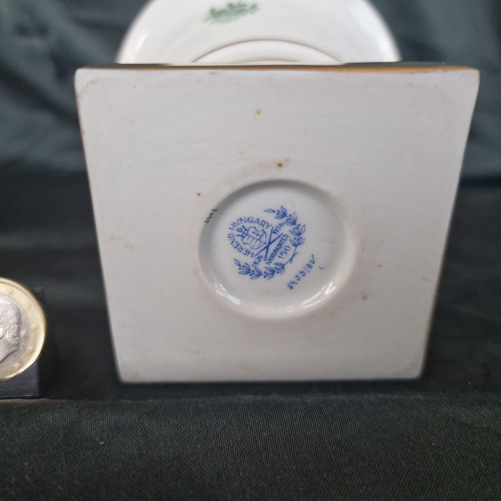 Tibor de Porcelana Herend Apponyi Verde - Hungría 1970