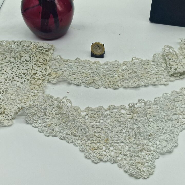 Antike Gehäkelte Spitze Passe für Nachthemd, Handgemachte Baumwollspitze Mieder, Größe S-M, Vintage Nähen Handarbeit