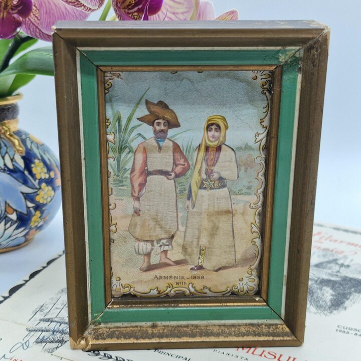 Juego de 4 Cromolitografias Enmarcadas Chocolat de Lyon Antiguas Laminas Publicitarias Francesas Serie Trajes Historicos Belle…