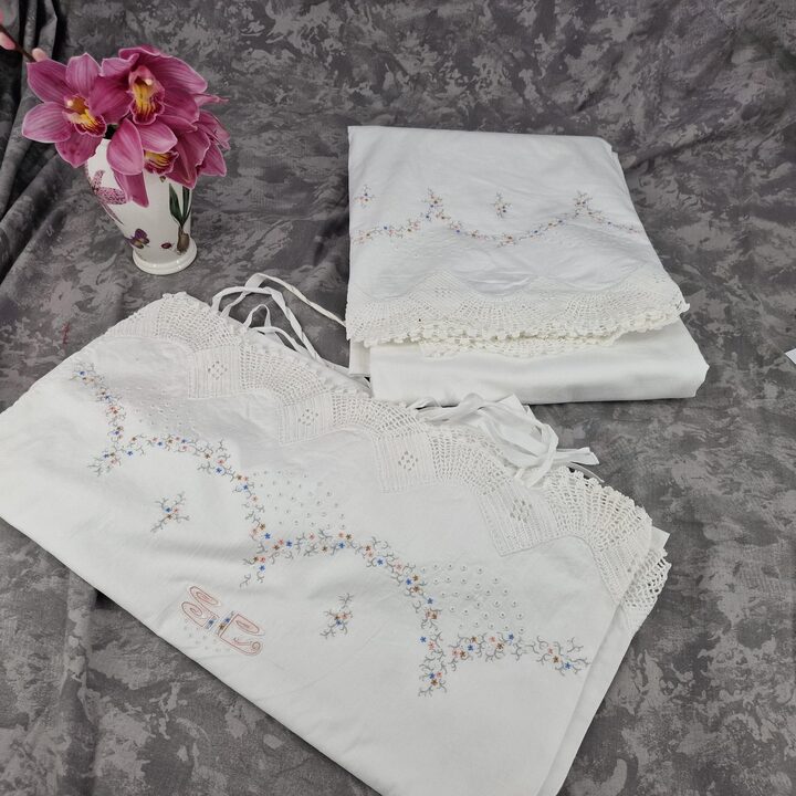 1950s Vintage Bed Linen Set Hand Embroidered Cotton AS Monogram & Lace