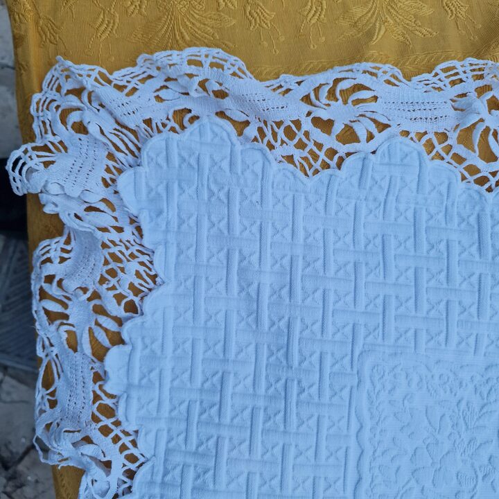 Colcha Jacquard Branca Antiga, Cobertor Matelasse de Algodao com Renda de Bilros Feita a Mao, 200x240 cm, Textil do Seculo XIX