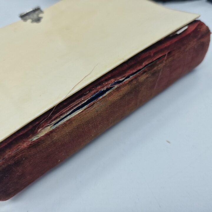 Libro di Preghiere Antico, Messale e Devozionale in Argento, Miniatura Dipinta a Mano, Rilegatura in Velluto, Barcellona, Anno…