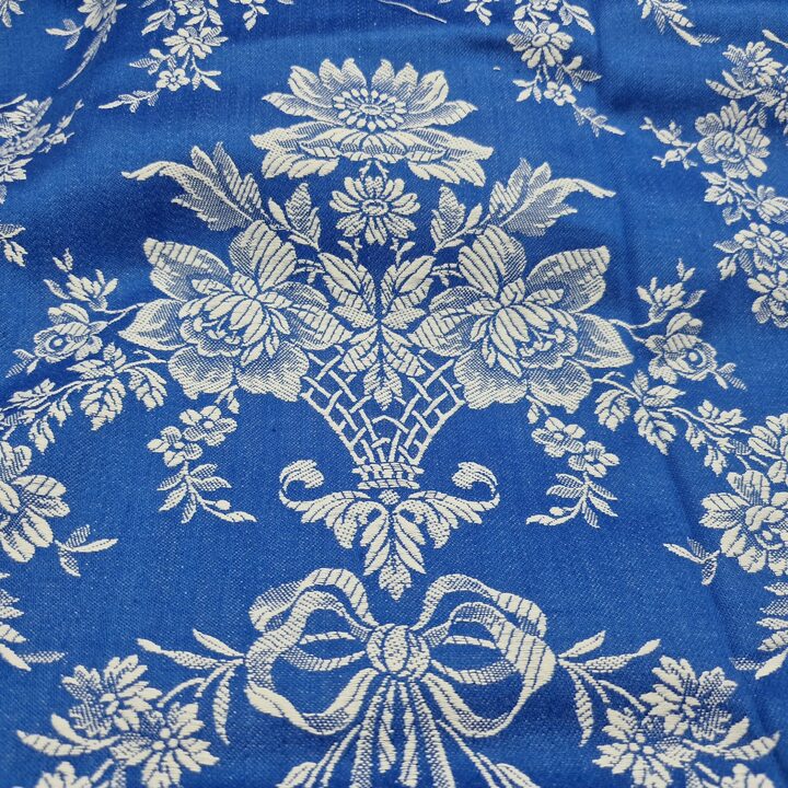 Midden-eeuwse Spaanse Damast Stof Blauw Bloemenmand Patroon 120cm Breed per Meter