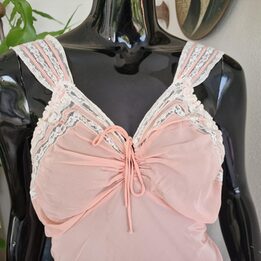Vintage Three Piece Lingerie Set, Silk Nightgown and Capelet with Handmade Lace, Peach Pink, 1940s, Size S
