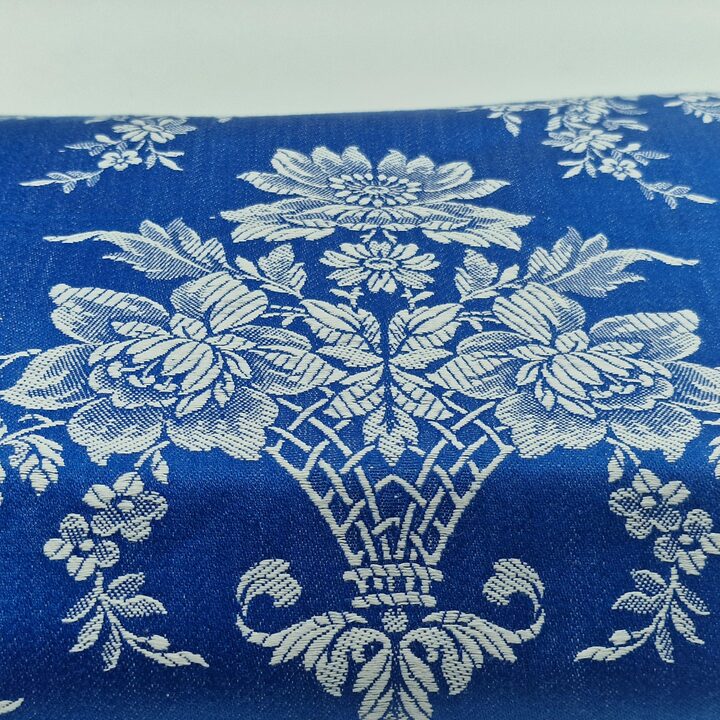 Tecido Damasco Espanhol Meados do Século XX Padrão Cestas Flores 120cm por Metro