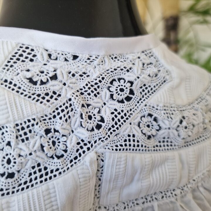 Antique Lace Collar and Edwardian Berthe Neckpiece, Early 1900s White Cotton Muslin with Pintucks, Vintage Bridal Lace Capelet,…