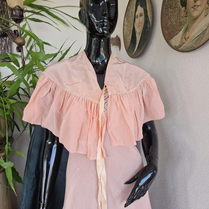 Vintage Three Piece Lingerie Set, Silk Nightgown and Capelet with Handmade Lace, Peach Pink, 1940s, Size S