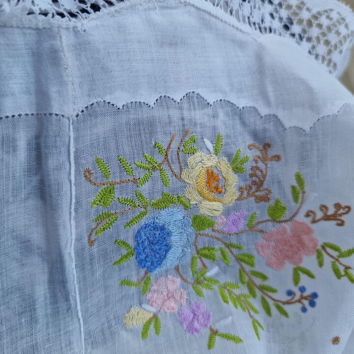 ヴィンテージ バチスト ベッドリネン セット 手刺繍 モノグラムMC ヴィヴィアンレース シーツ 枕カバー2枚 花嫁道具 1930年代