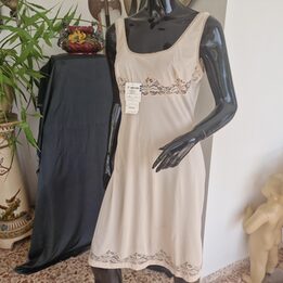 Combinación de mujer y enagua Marie Claire Vintage años 80, poliamida beige con encaje, vestido interior de tirantes, Talla 4 S