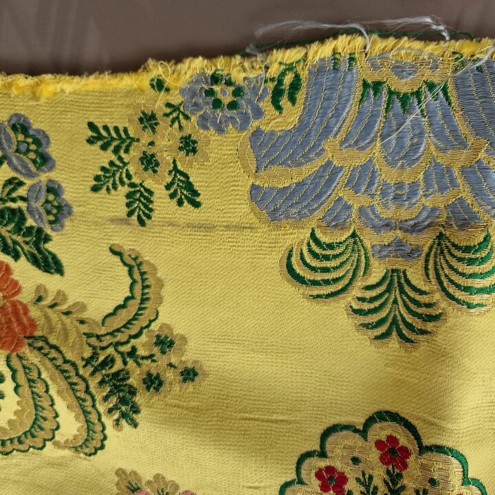 Zabytkowy Panel Jedwabny Brokat z Walencji Wzor Kwiatowy Jedwab i Lureks 140x110 cm 1910 Renowacja Tkanin Historycznych