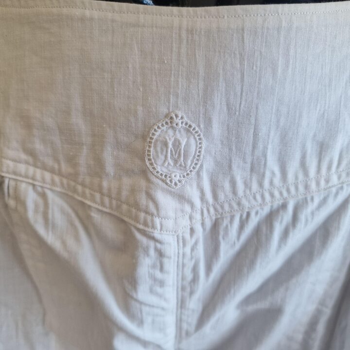 Wiktorianskie Pantalony Rozciecie, Antyczny XIX Wiek Bialy Len Bawelna Wyprawa, Monogram M Wiazane z Tylu, Rozmiar L XL Pas 82…