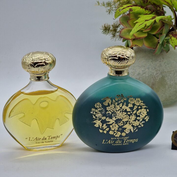 Vintage Nina Ricci L'Air du Temps Set, 100ml Eau de Toilette Lalique Fles en 200ml Schuimbad Bain Moussant, Jaren 1980