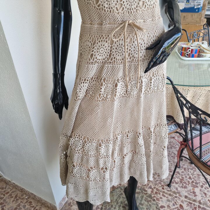 Robe Crochet Vintage Midi Tricot 1970 Coton Beige Fait Main Manche Courte Dentelle Doublée Taille XS Poitrine 82cm Taille 60cm