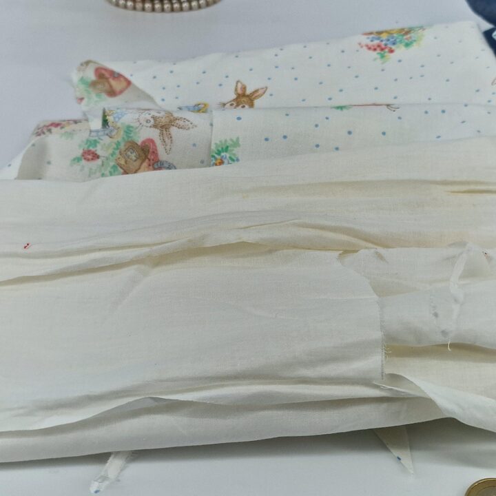 Vintage Stoffen Restanten Pakket - 10+ Bloem- en Katoenresten - Jaren '70 Naaien & Quilten Destash Lot - Diverse Maten