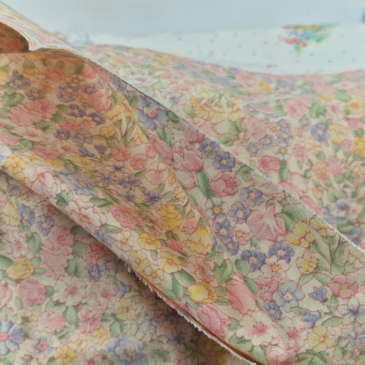 Vintage Stoffen Restanten Pakket - 10+ Bloem- en Katoenresten - Jaren '70 Naaien & Quilten Destash Lot - Diverse Maten
