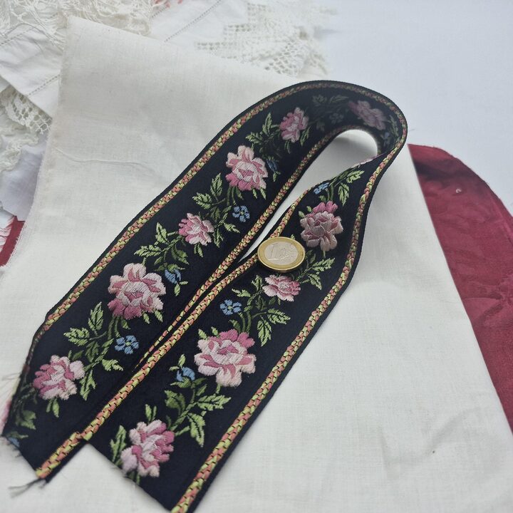 Antiek kant restjes vintage stoffenpakket, 22 stuks geborduurd katoen linnen zijden lint, slow stitching junk journal materiaal