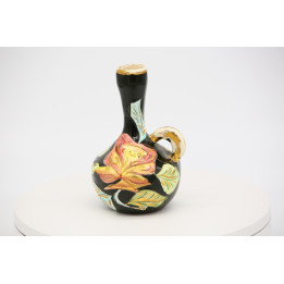 Keramikkrug mit Blumendekor (1930er Jahre)