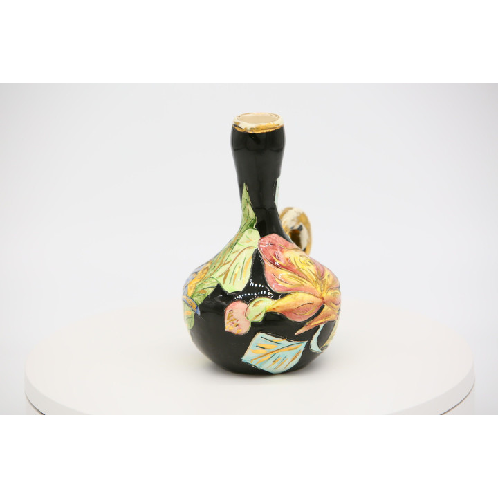 Jarra de cerâmica vidrada floral (1930)