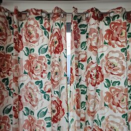 Tende Pepe Peñalver - Coppia di Grandi Tende Stampa Peonie - Tessile di Design Spagnolo