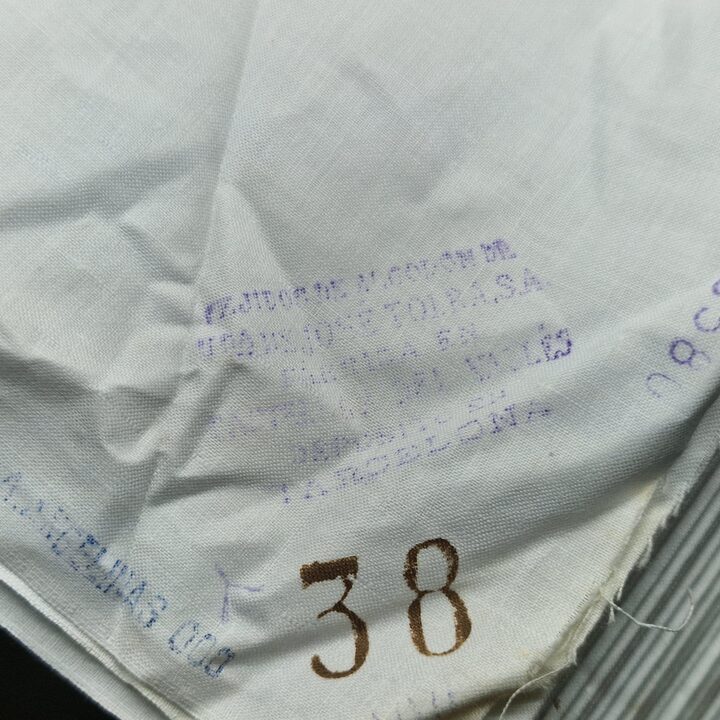 38m Antieke Spaanse Katoenen Stof Angelinas Viuda de Jose Tolra - 80cm Breed Zeldzaam Barcelona Textiel Rol