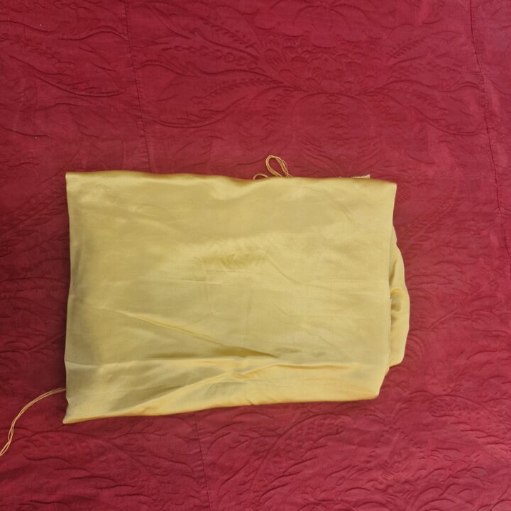 Tessuto Raso di Valencia Anni 50, Seta Viscosa e Cotone Dorato, Scampolo 120 x 200 cm, Alta Moda Spagnola