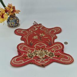 アール・ヌーヴォー アンティーク ウォールポケット - 刺繍入りレターホルダー - フローラル テキスタイル - 1900年頃