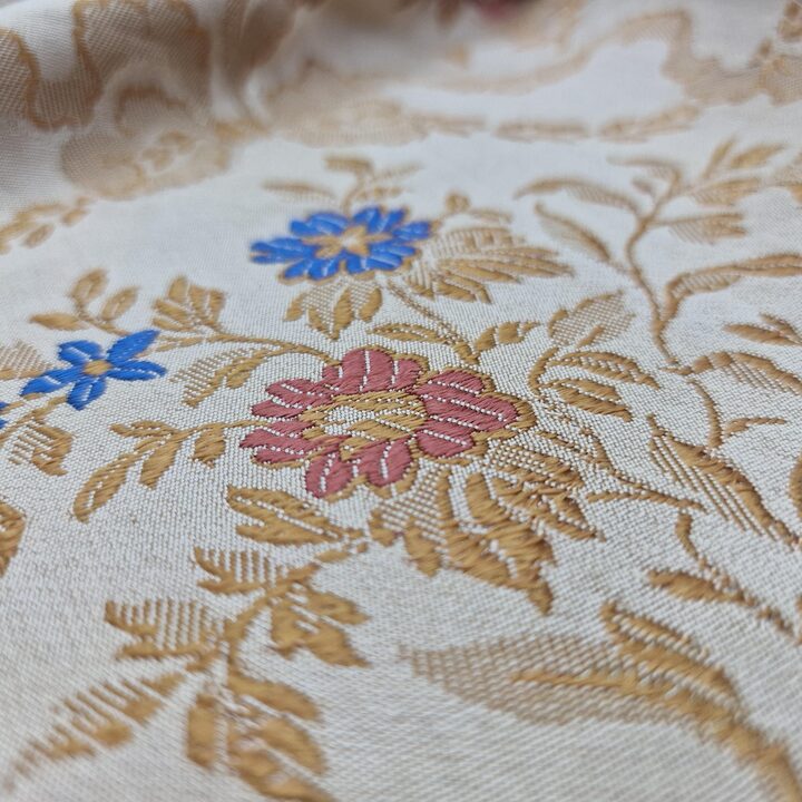 Panel de Tela de Brocado Valenciano Vintage Diseño Floral Tradicional