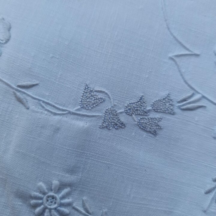 ヴィンテージ リネン ベッドカバー セット カラサンス バルセロナ 手刺繍 シーツ ＆ 枕カバー イニシャルJ スペイン製 寝具 1950年代
