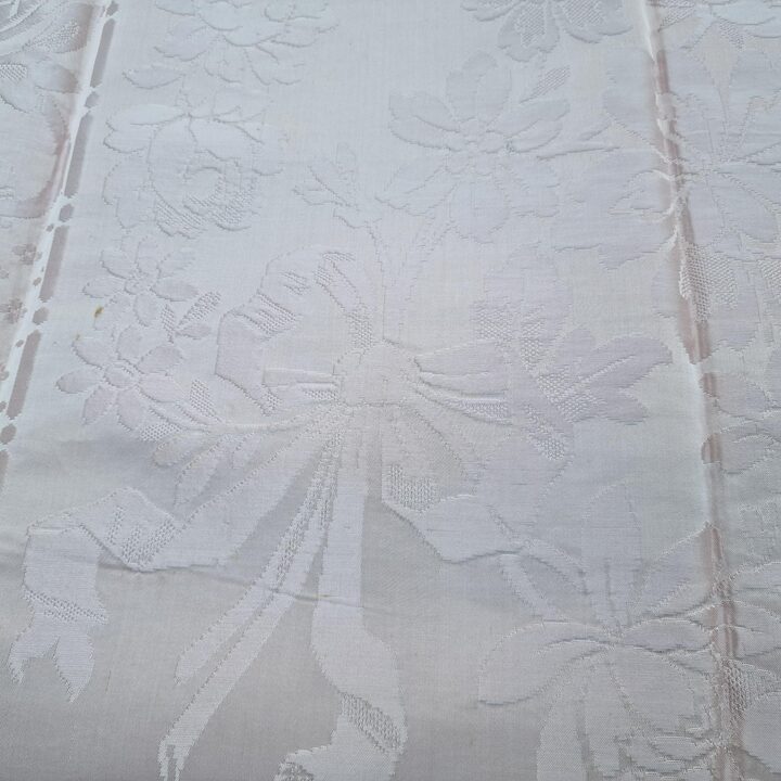 ヴィンテージ ピンク ダマスク ベッドカバー ジャカード シルク ビスコース 混紡 花柄 リボン モチーフ 235 x 220 cm