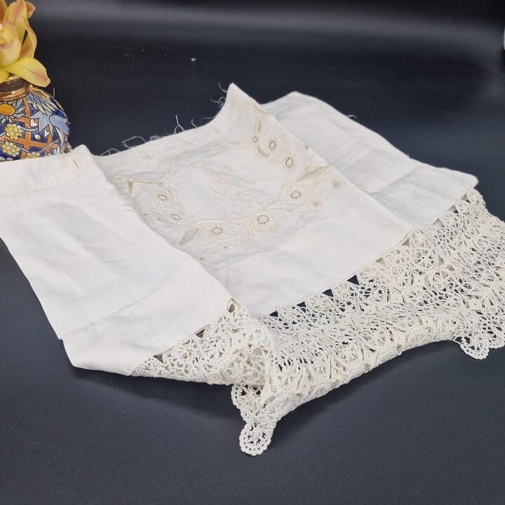 Antique Handmade Linen Lace Panel 40x40cm Hand Embroidered Floral Motif Richelieu Lace Fragment Trousseau Cushion Cover Project…