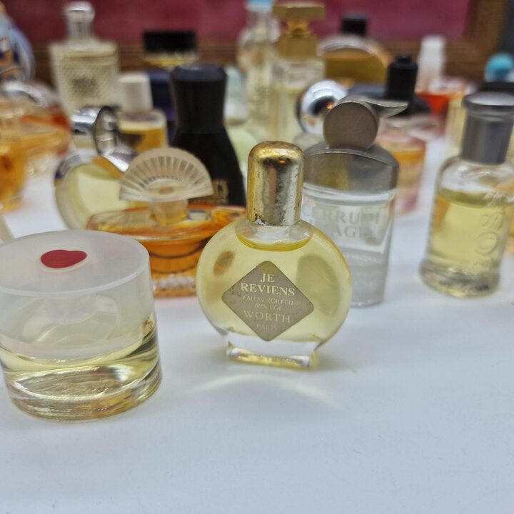 Лот из 40 Винтажных Миниатюр Парфюмерии - Коллекция 90х - Chanel, Lancôme, Fendi, Hugo Boss, Worth - Редкие Пробники
