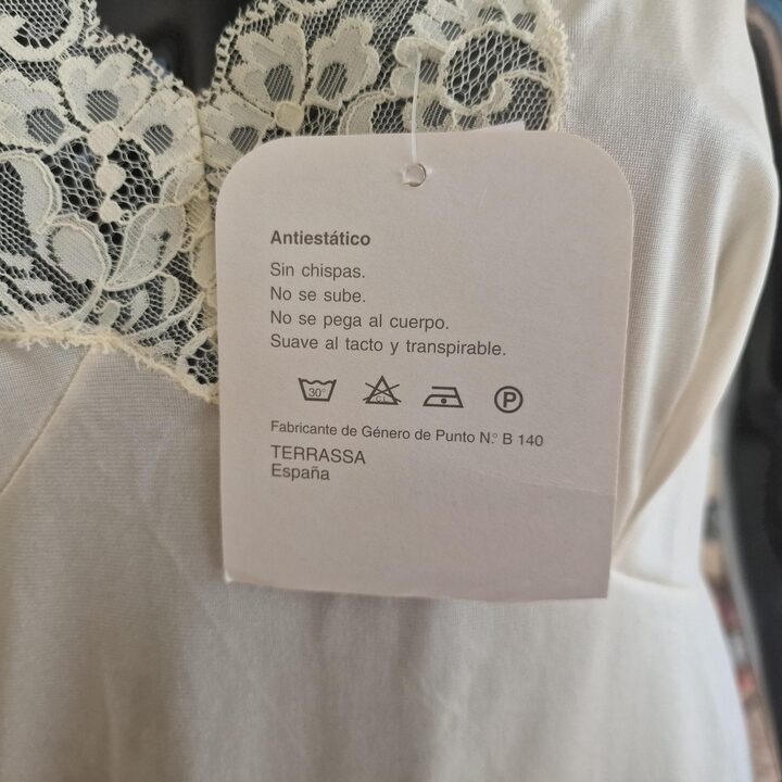 Halka Vintage Pod Sukienke Estil Daba 1980 Kremowa Poliamid Koronka Dekolt Dol Rozmiar 6 M Deadstock Nowa Hiszpania