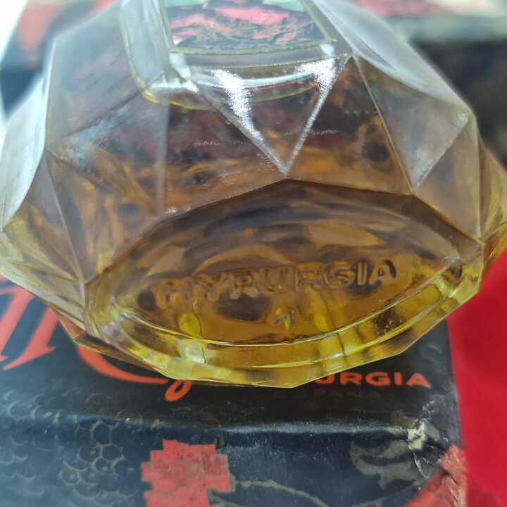 Estojo de Perfume e Sabonete Vintage Myrurgia Maja, Conjunto de Colónia 30 ml e Dois Sabonetes 90 g, Espanha Década de 1970