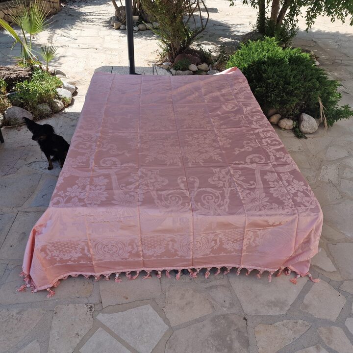 Vintage Rosa Damast Tagesdecke, Mid-Century Seide und Viskose Jacquard Bettüberwurf mit Quasten 220x240 cm, 1950er Aussteuer Un…