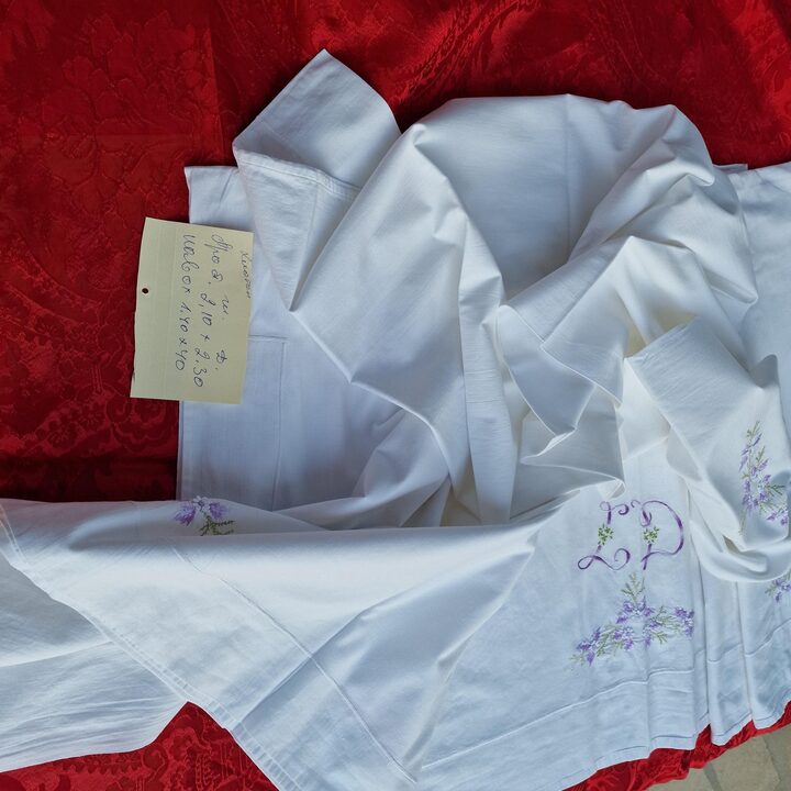 Vintage Baumwolle Bettwäsche Set Monogramm Laken und Kissenbezug Lavendel Handstickerei Aussteuer Bettwäsche 2Teilig 1950er