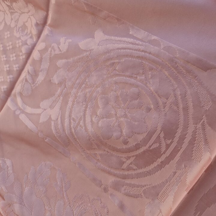 Vintage Rosa Damast Tagesdecke, Mid-Century Seide und Viskose Jacquard Bettüberwurf mit Quasten 220x240 cm, 1950er Aussteuer Un…