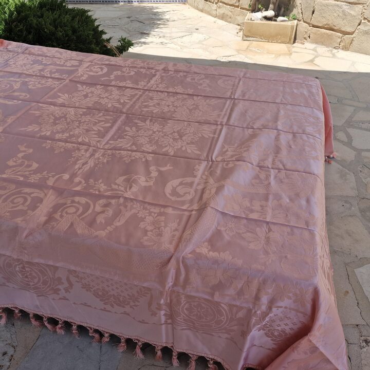 Vintage Rosa Damast Tagesdecke, Mid-Century Seide und Viskose Jacquard Bettüberwurf mit Quasten 220x240 cm, 1950er Aussteuer Un…