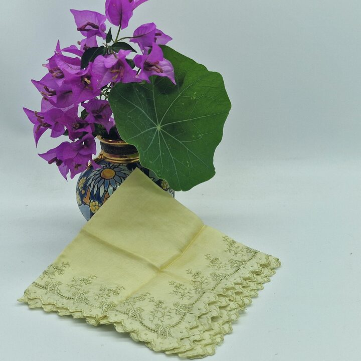 Vintage Silk Handkerchief - Pale Lime / Chartreuse Green - Scalloped Edge - Unused Deadstock - 30x30cm - Sheer Spring Green Poc…