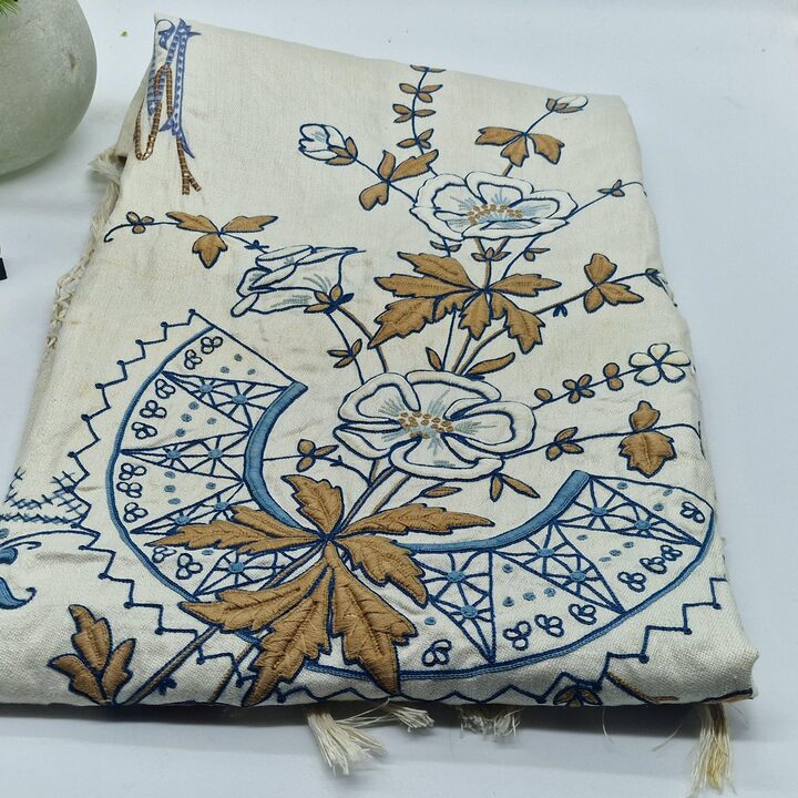 Vroeg 20e-eeuwse Handgeborduurde Linnen Runner Monogram M