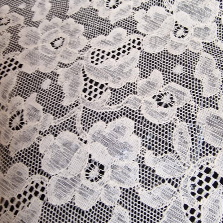 Dentelle Guipure Espagnole 1940, Broderie Florale Ivoire, 80cm de Large, Prix au Mètre
